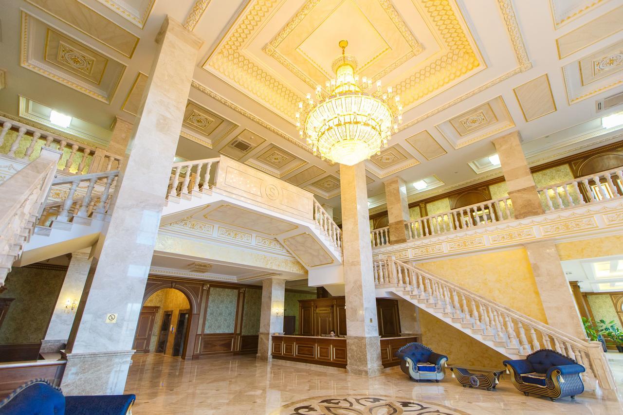 Sultan Palace Hotel Atyraū Exteriér fotografie Interior of the hotel